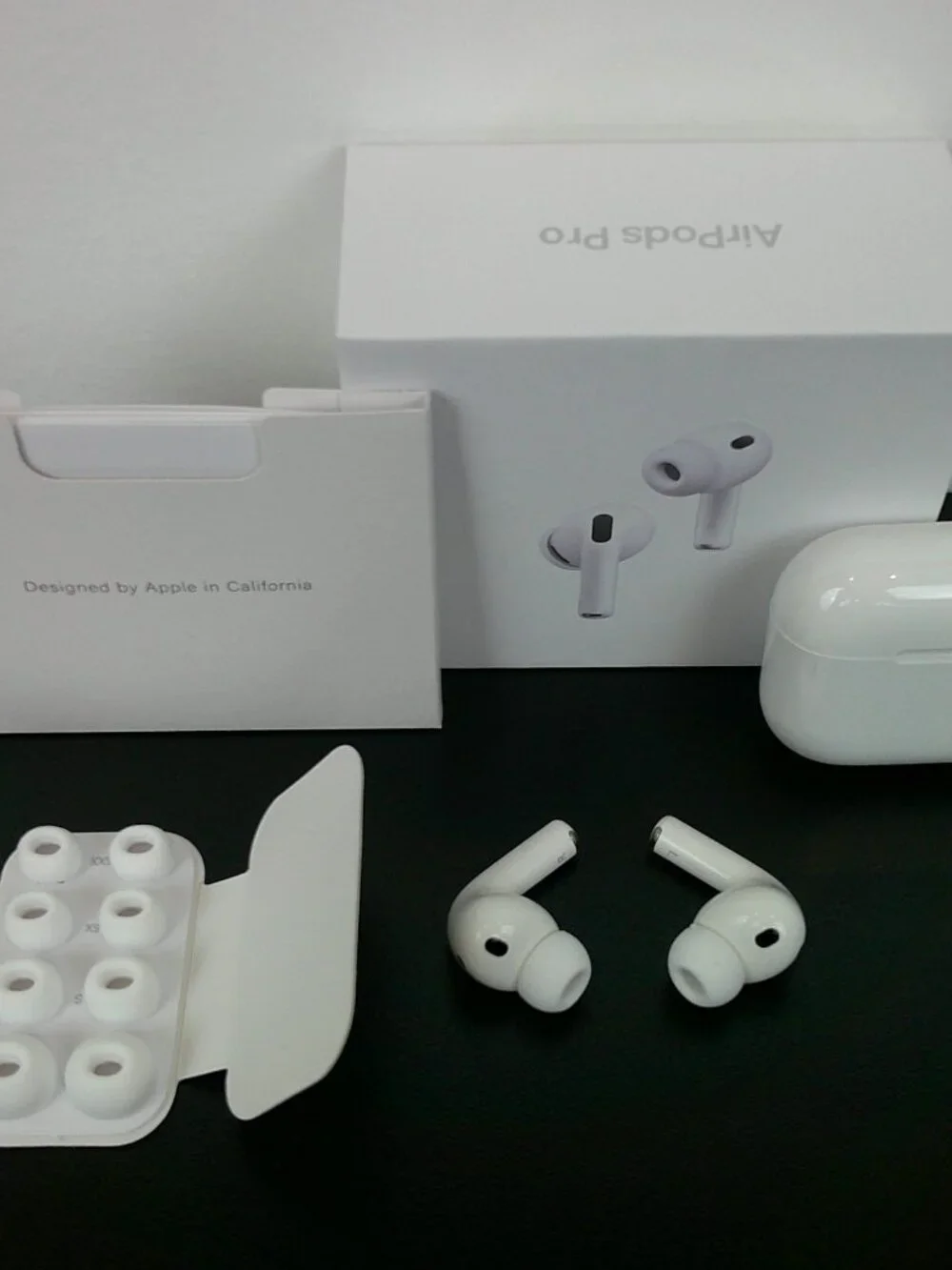 Apple AirPods Pro 3 Wireless Active Noise Cancelling Earbuds Magsafe
